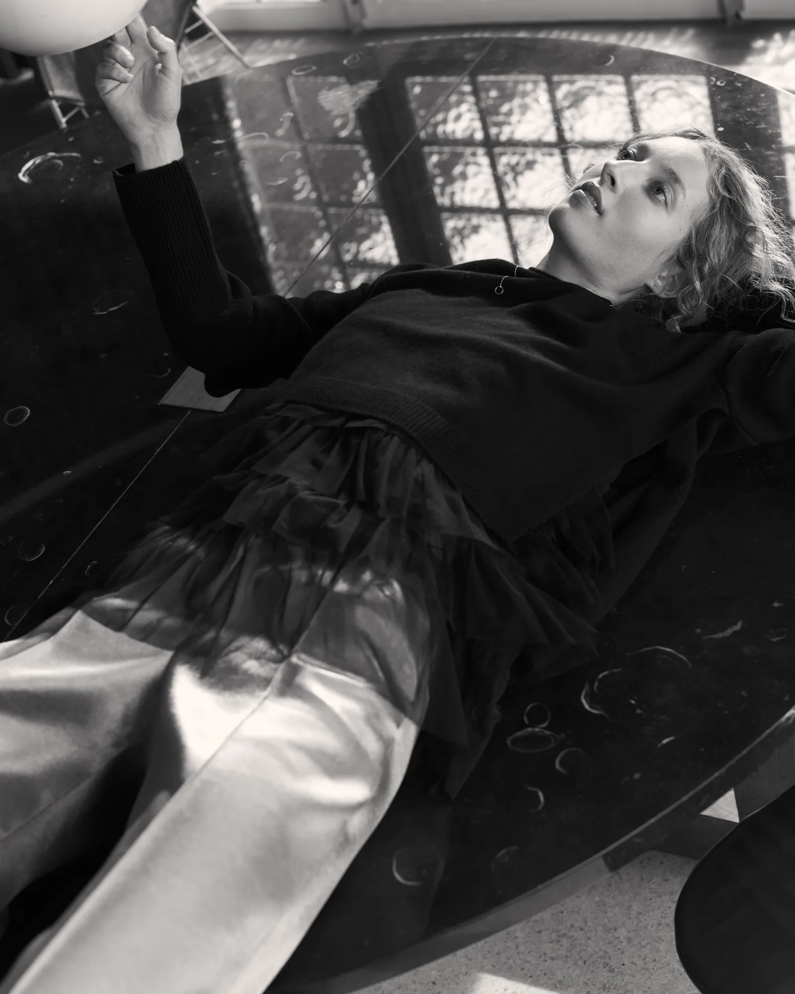 in no shot 008 036 22 33 20 - fashion and beauty editorial photography